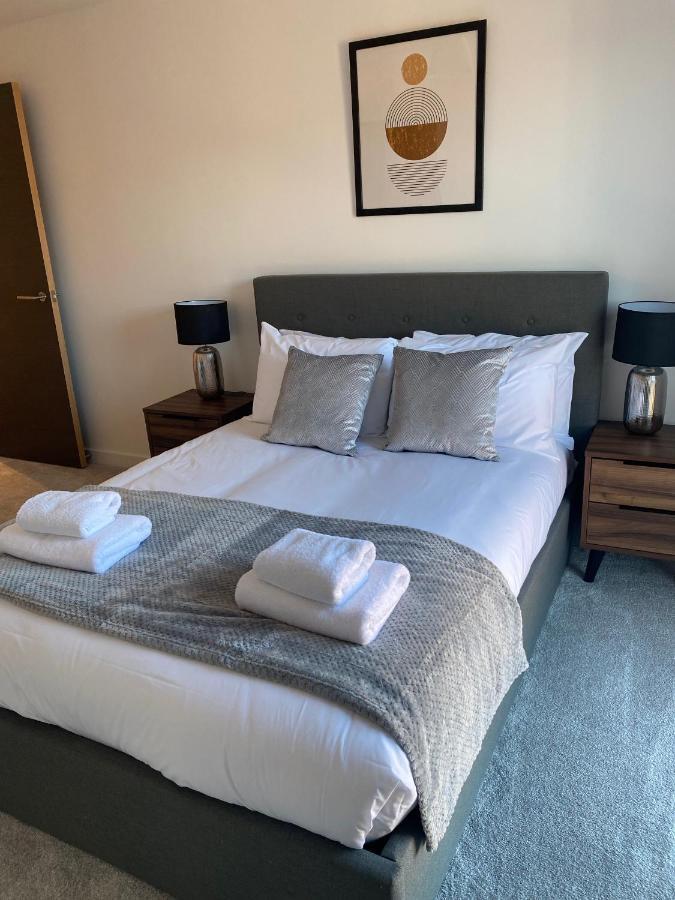 Apartment Icona - Spacious Brand New In Centre! York
